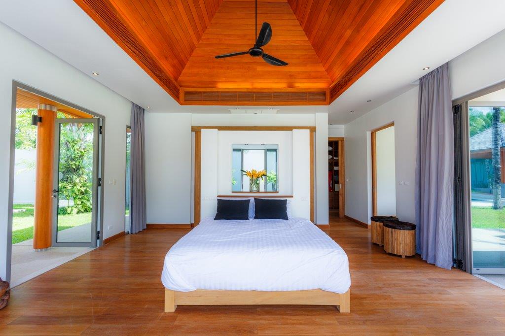 luxury villas phuket
